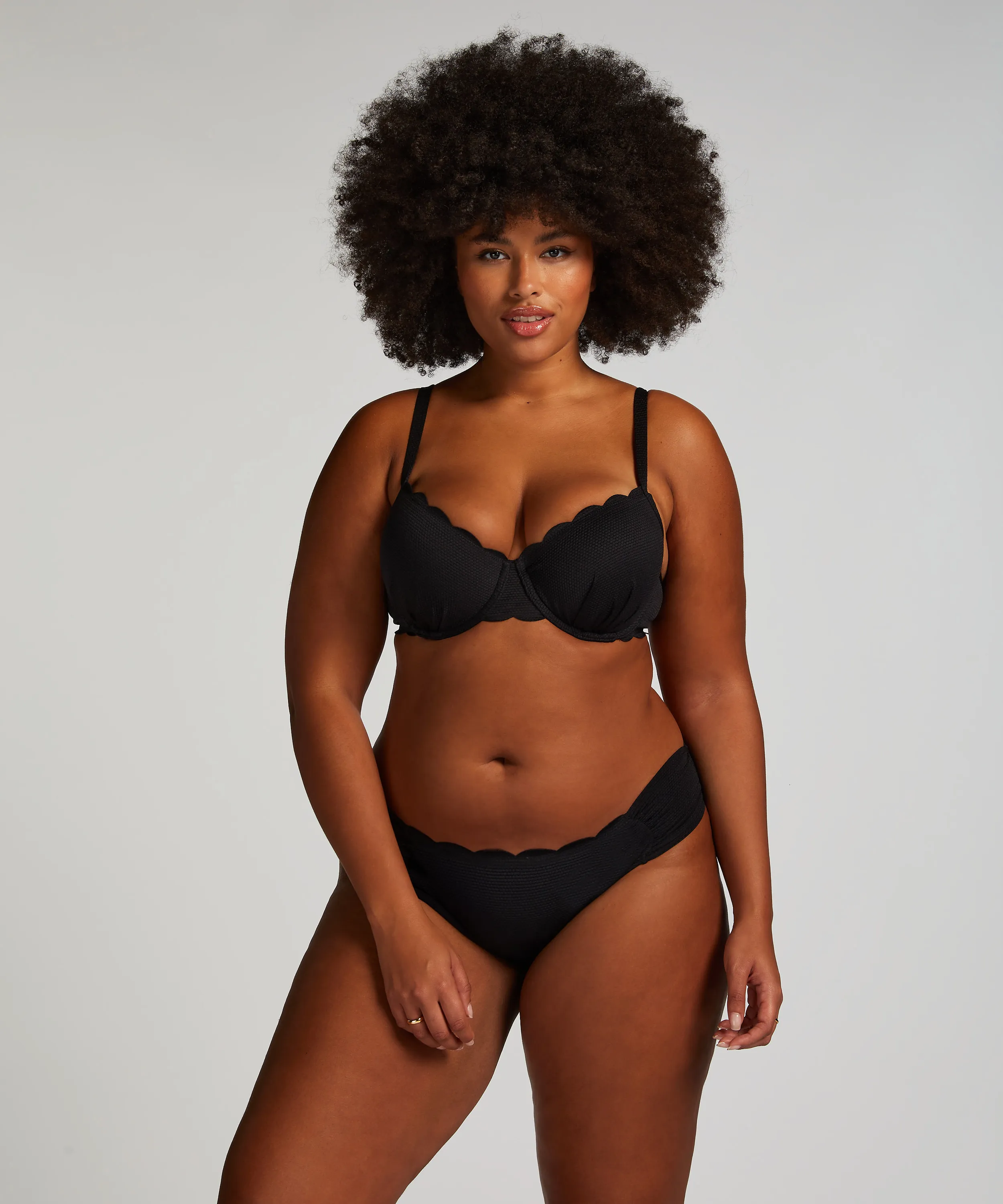 Braguita de Bikini Rio Scallop - Negro