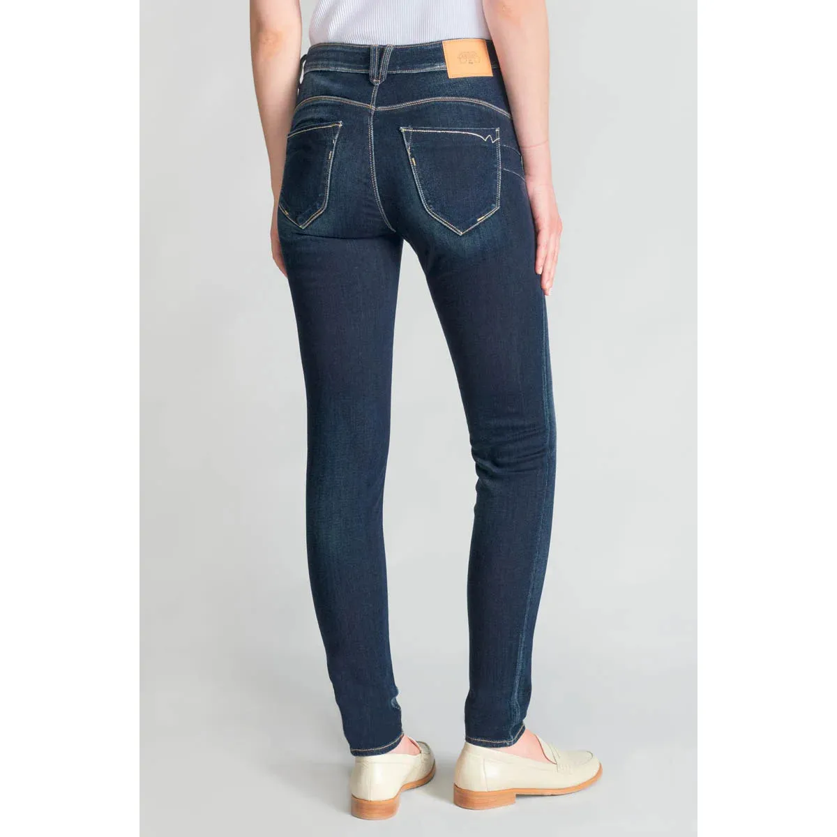 Jeans push-up slim tiro alto PULP, largo 34